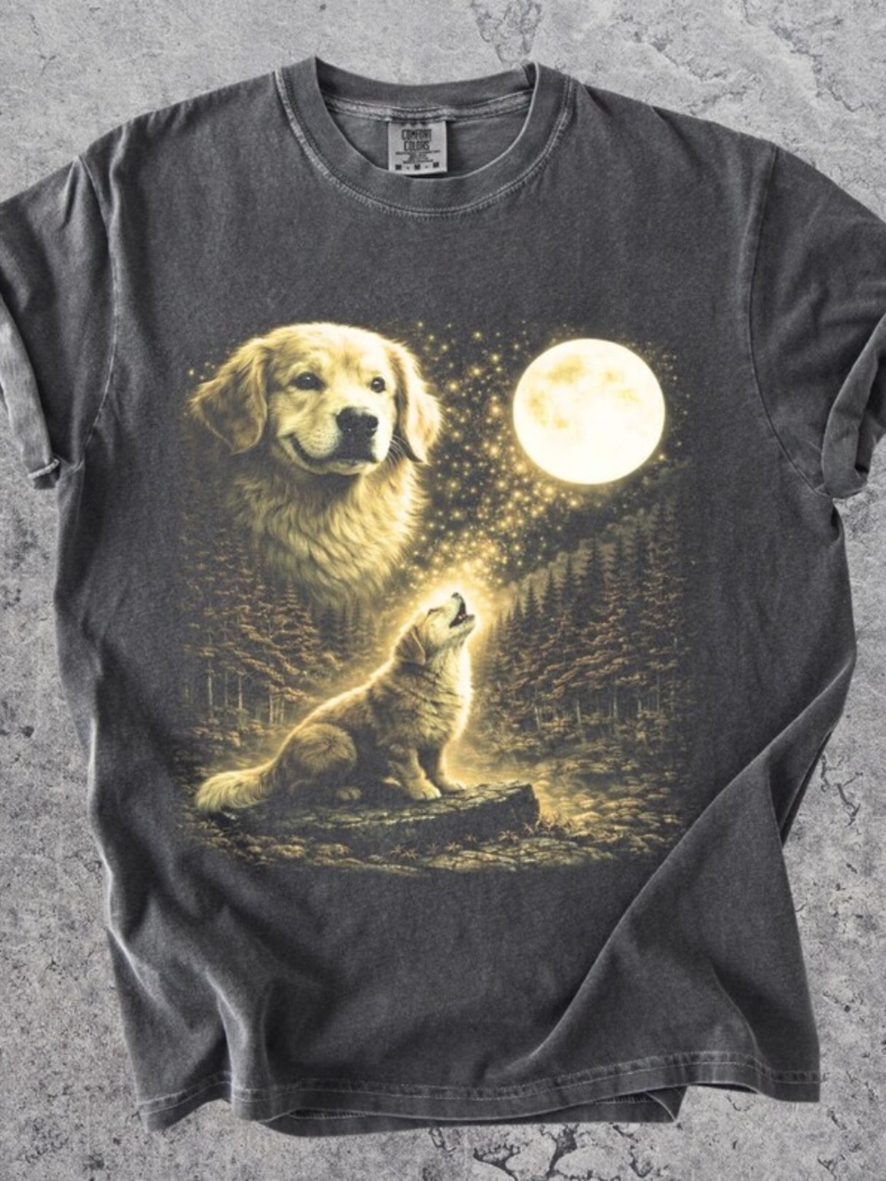 Pepper Comfort Golden Retriever & Moon Graphic Tee - Women